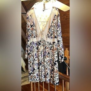 Dress plus size 4x torrid brand fall floral colors